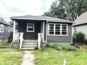 Building Photo - 723 N Somerset Ave