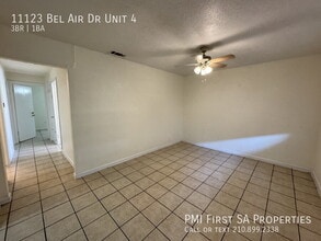 Building Photo - 11123 Belair Dr