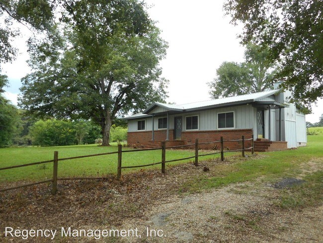 Building Photo - 8353 State Highway 85