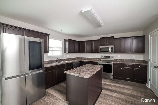 Building Photo - 515 Salem Springs Drive, Winston Salem, NC...