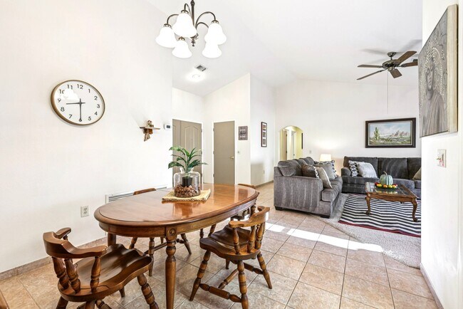 Foto del edificio - 3013 Sungold Dr