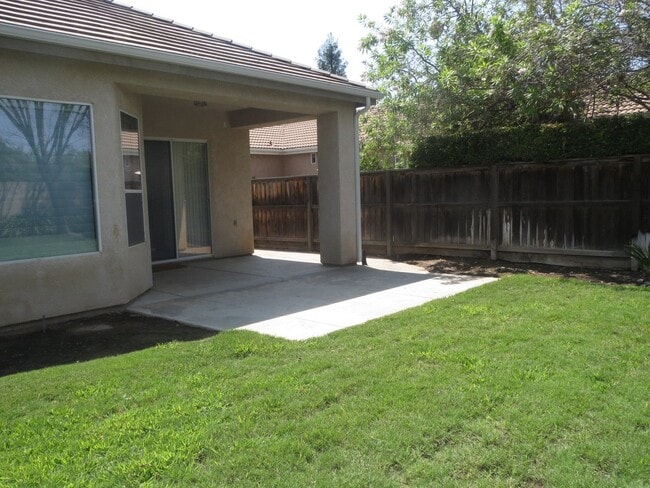 Foto del edificio - Semi-custom home at Buchanan Estates.