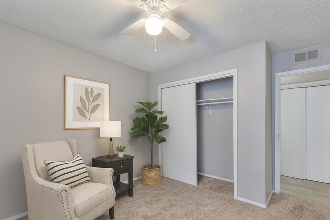 Building Photo - 4646 Nolensville Pk