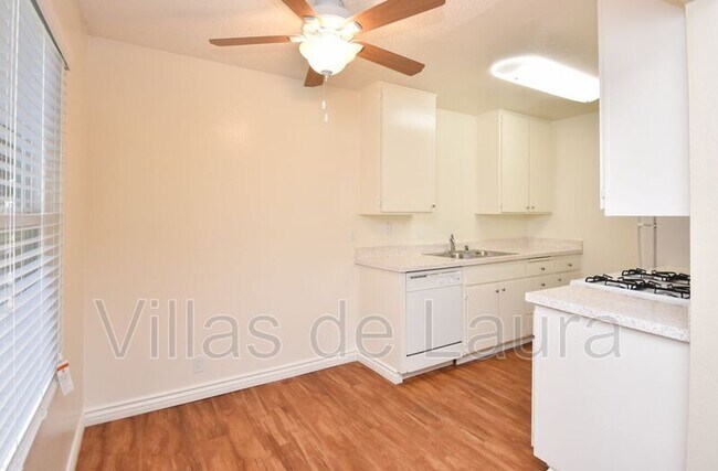 Building Photo - 2330 Paseo De Laura