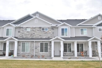 Building Photo - 2251 S 1120 W