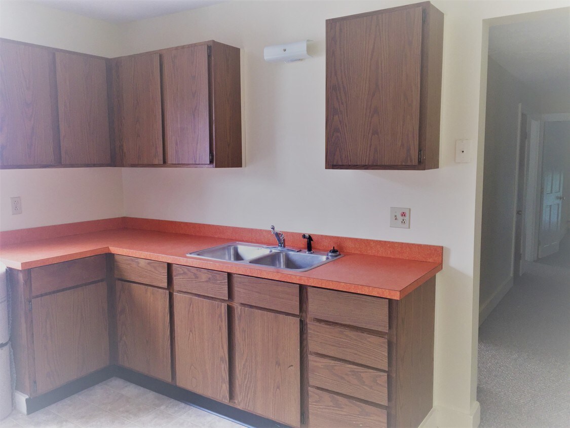 43 Cumberland St, Brunswick, ME 04011 Apartments at 43 Cumberland St