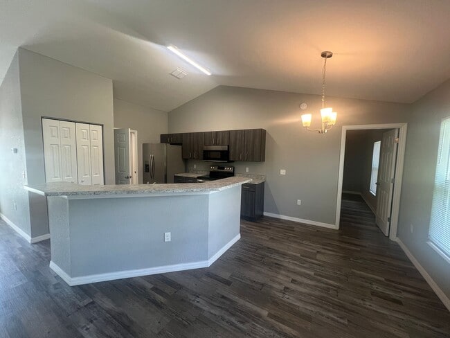 Foto del edificio - 4381 SW 159th St Rd