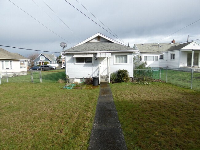 Foto del edificio - Centrally located 2 bedroom