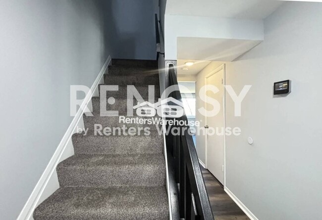 Building Photo - 6585 Sweet Fern