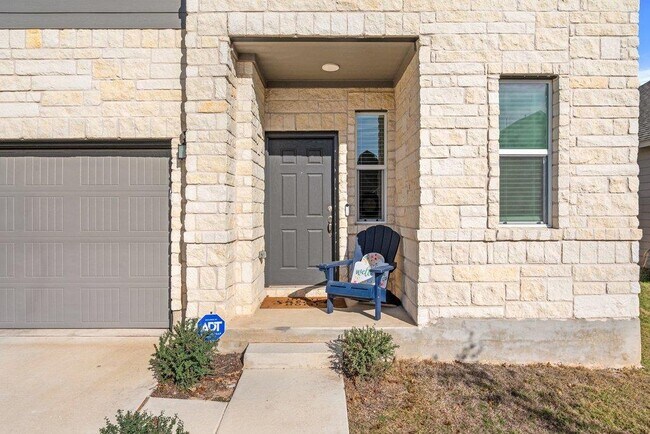 Building Photo - 218 Summit Dr