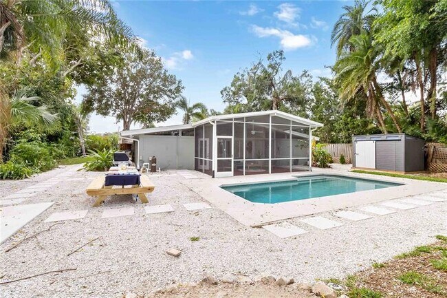 Foto del edificio - 2277 Sunnyside Ln
