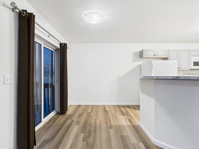 Building Photo - 1773 Dallas Dr