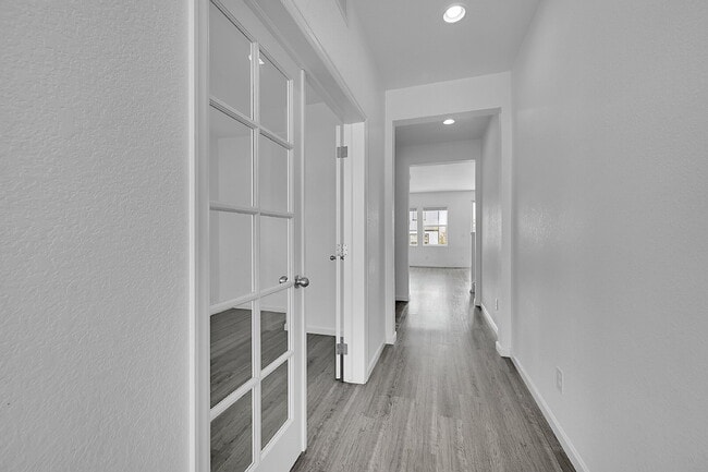 Building Photo - $3,125.00 - 4 Bedroom, 3.5 Bathroom, Singl...