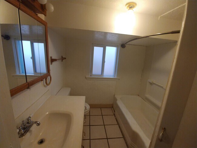 Foto del edificio - 115 S 4th St