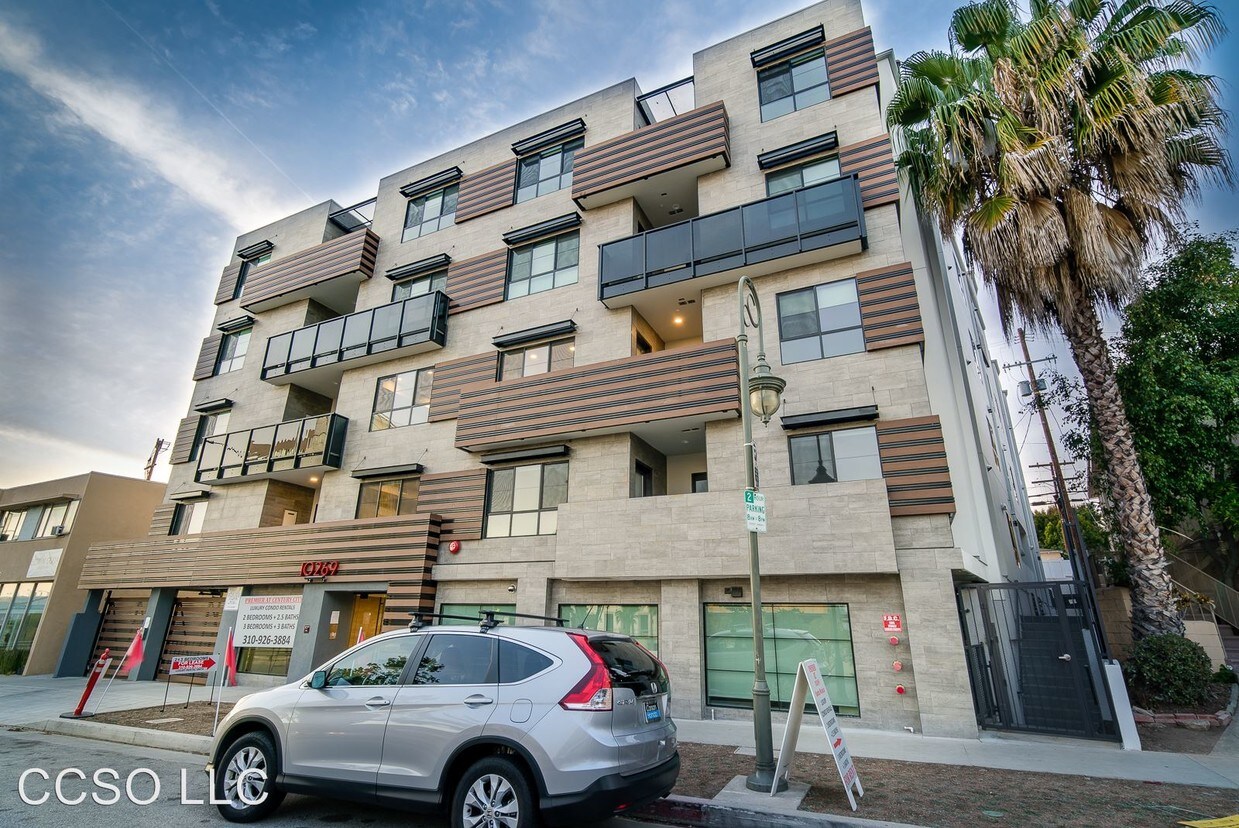 Foto principal - 10269 Santa Monica Blvd