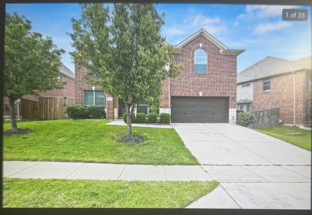 Primary Photo - 438 Bristol St