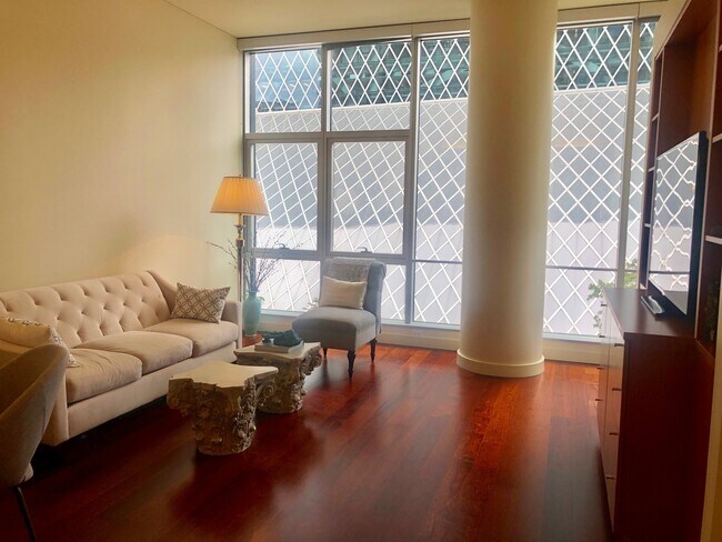 Foto del edificio - 5th and Madison Condominiums ~ Downtown