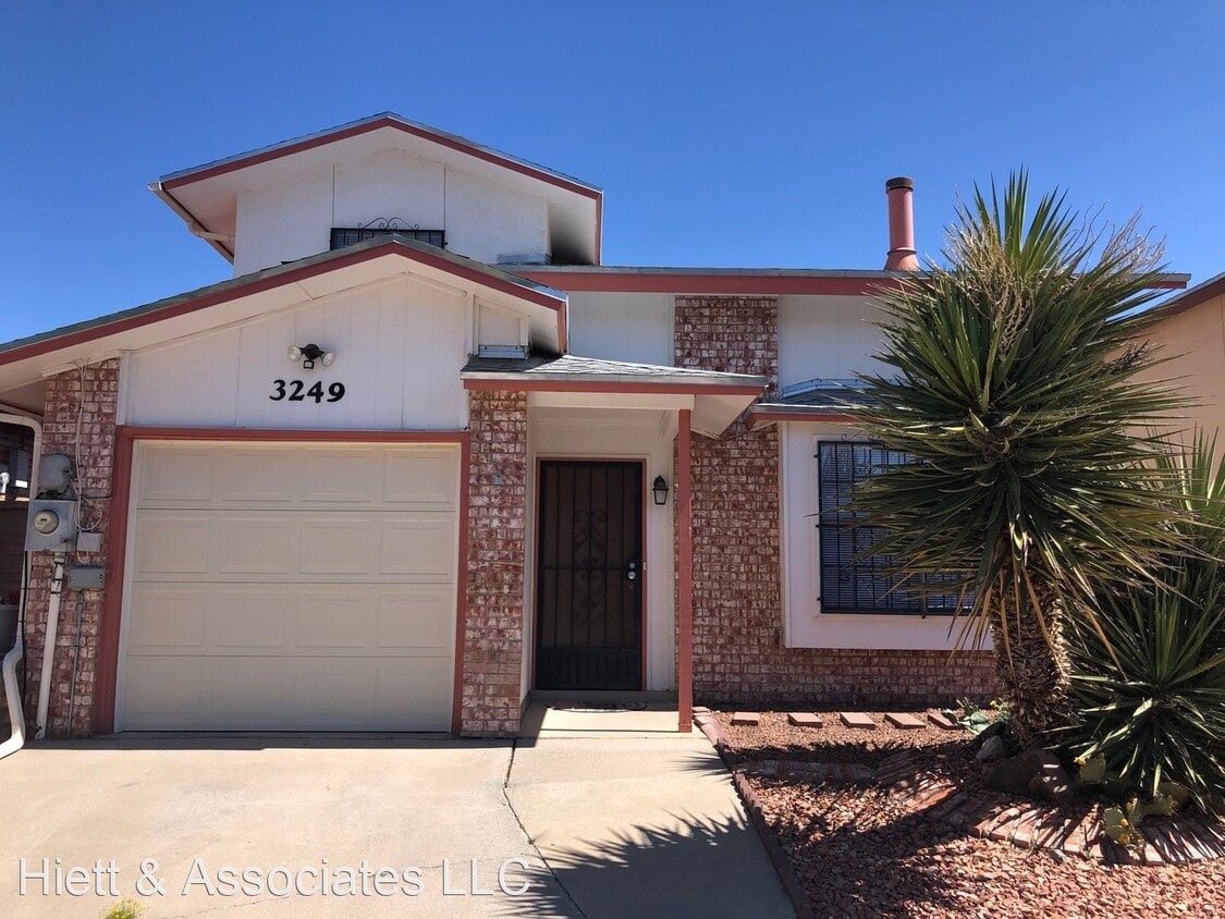 3249 Mountain Ridge Dr, El Paso, TX 79904 House Rental in El Paso, TX