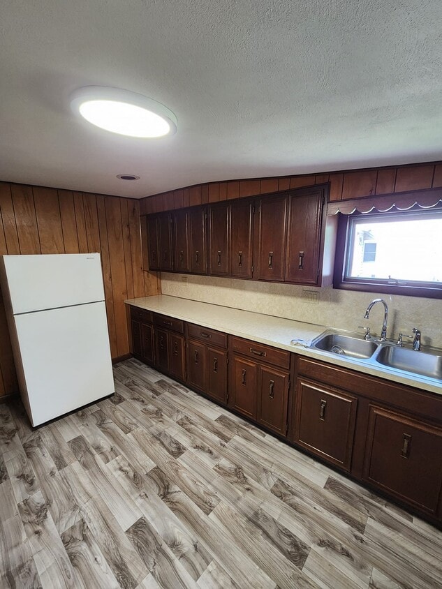 Kitchen - 10 Ann St