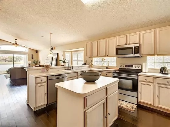 Foto del edificio - 12837 Hunter's Vista Blvd