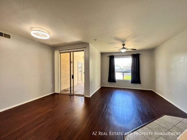 Building Photo - 5303 N 7th St