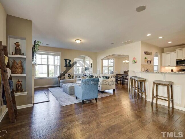 Foto del edificio - 207 Maple Walk St