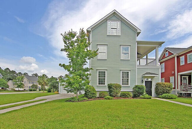 Building Photo - 121 Heart Pine Cir