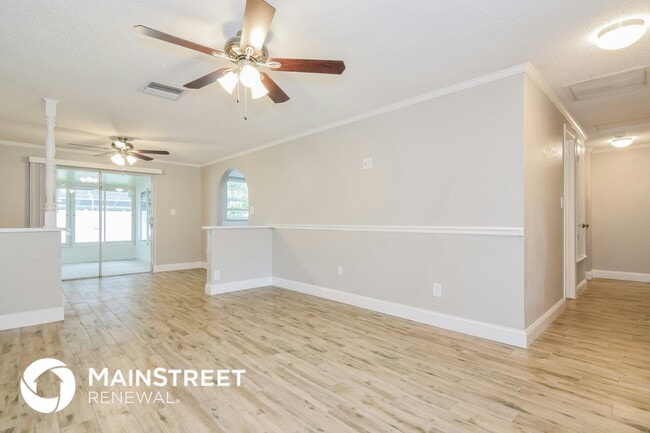 Foto del edificio - 602 N Highview Ter