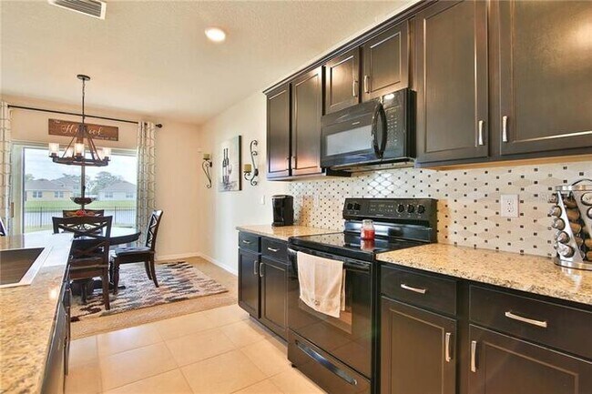 Building Photo - 144 Tierra Verde Way