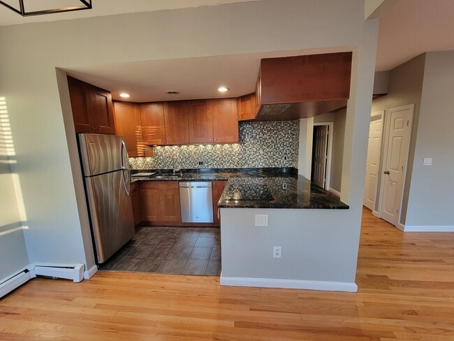 Photo - 390 Riverway Townhome