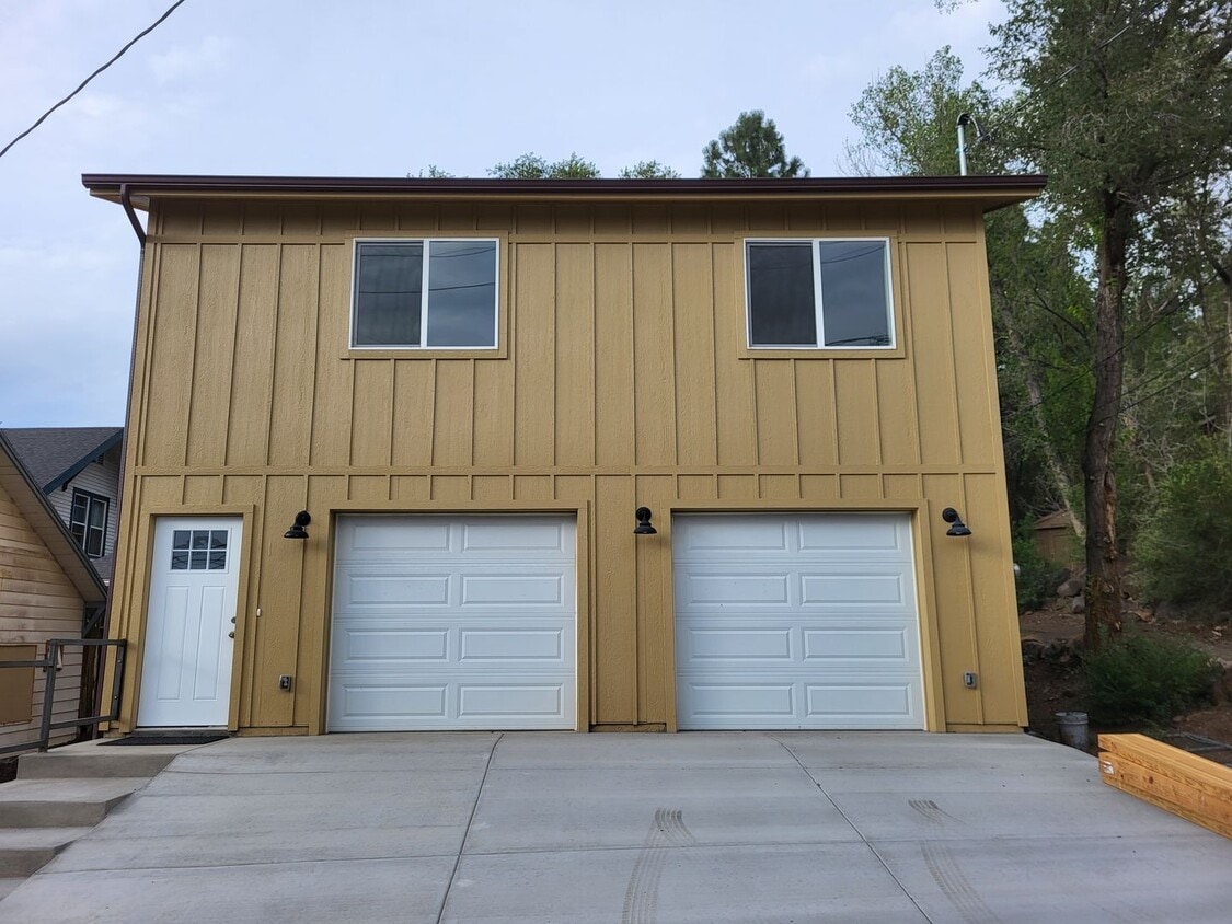 Photo - 210 N. Elden Street