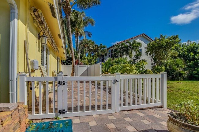 PATIO - 1123 Highland Beach Dr