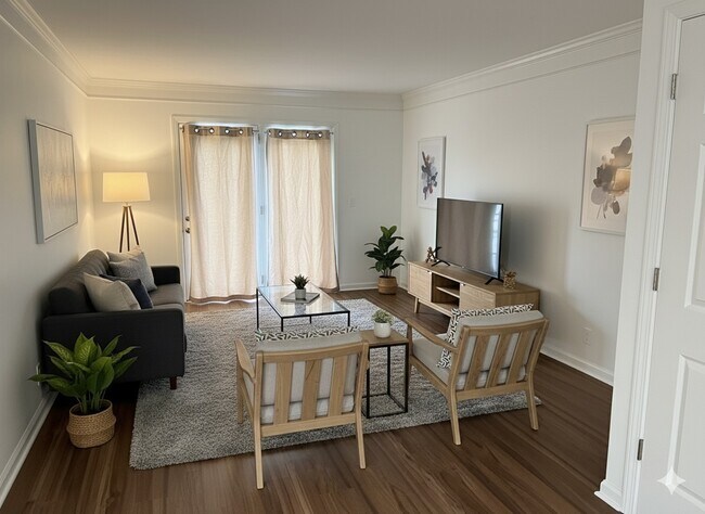 Foto del edificio - 803 Ashlawn Pl