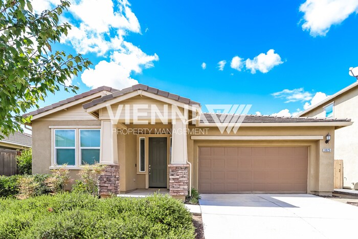 Primary Photo - SINGLE STORY HOME IN ROSEVILLE!!!