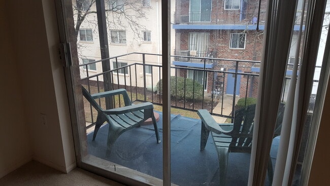Balcony - 11378 Cherry Hill Rd