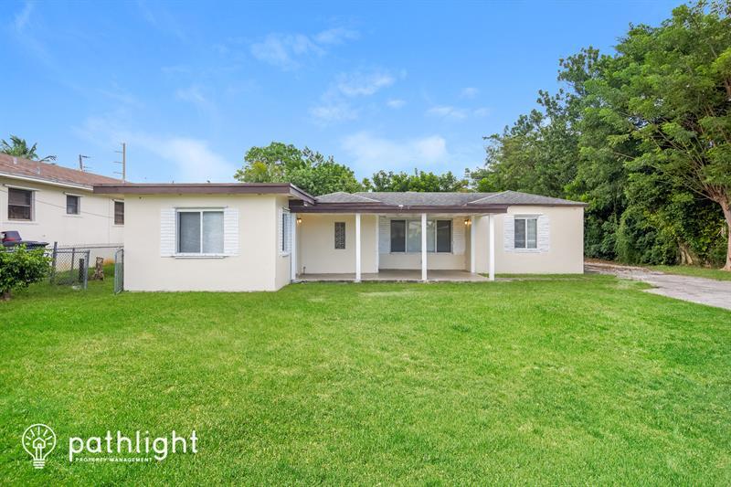 Foto principal - 5931 Grant Street