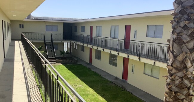 Building Photo - 232 W Caldwell Ave