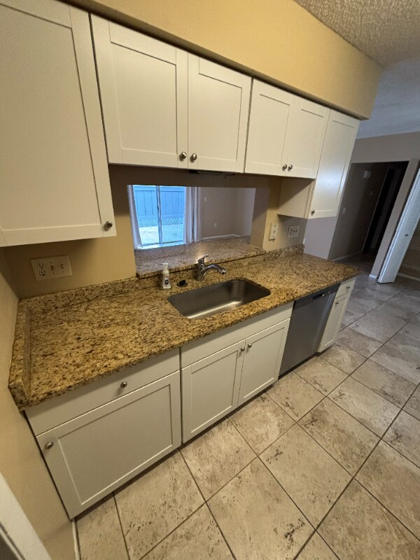 Foto del edificio - 3999 NW Cinnamon Tree Cir