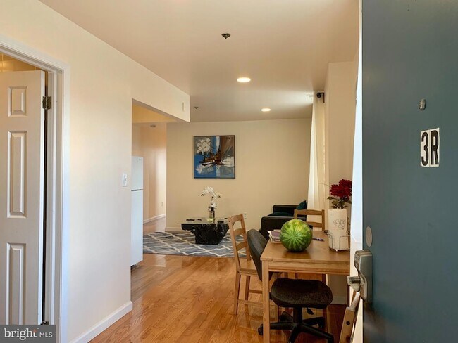 Foto del edificio - 224 N 13th St