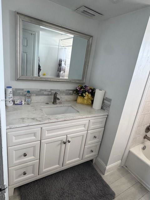 Foto del edificio - 1075 NE Miami Gardens Dr