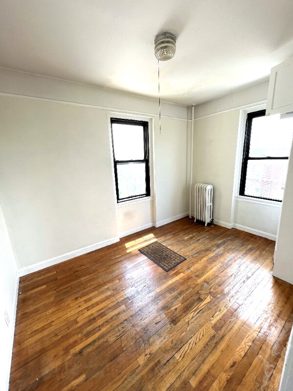 Building Photo - 21-78 35th St