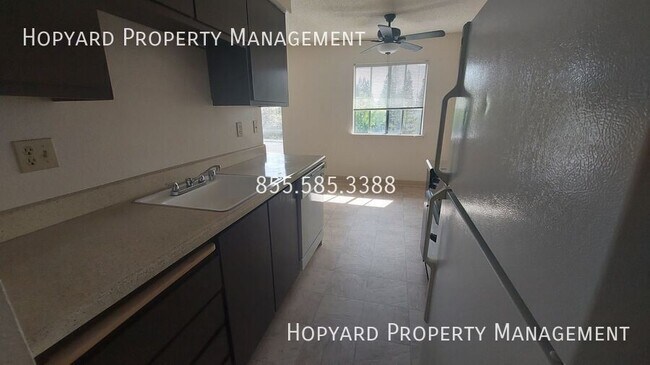 Foto del edificio - 5155 Arden Wy