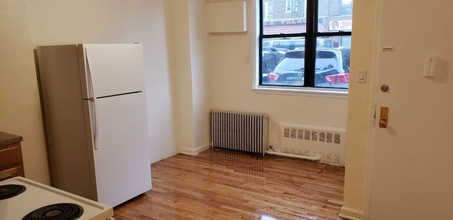 Foto del edificio - 1402 W 4th St