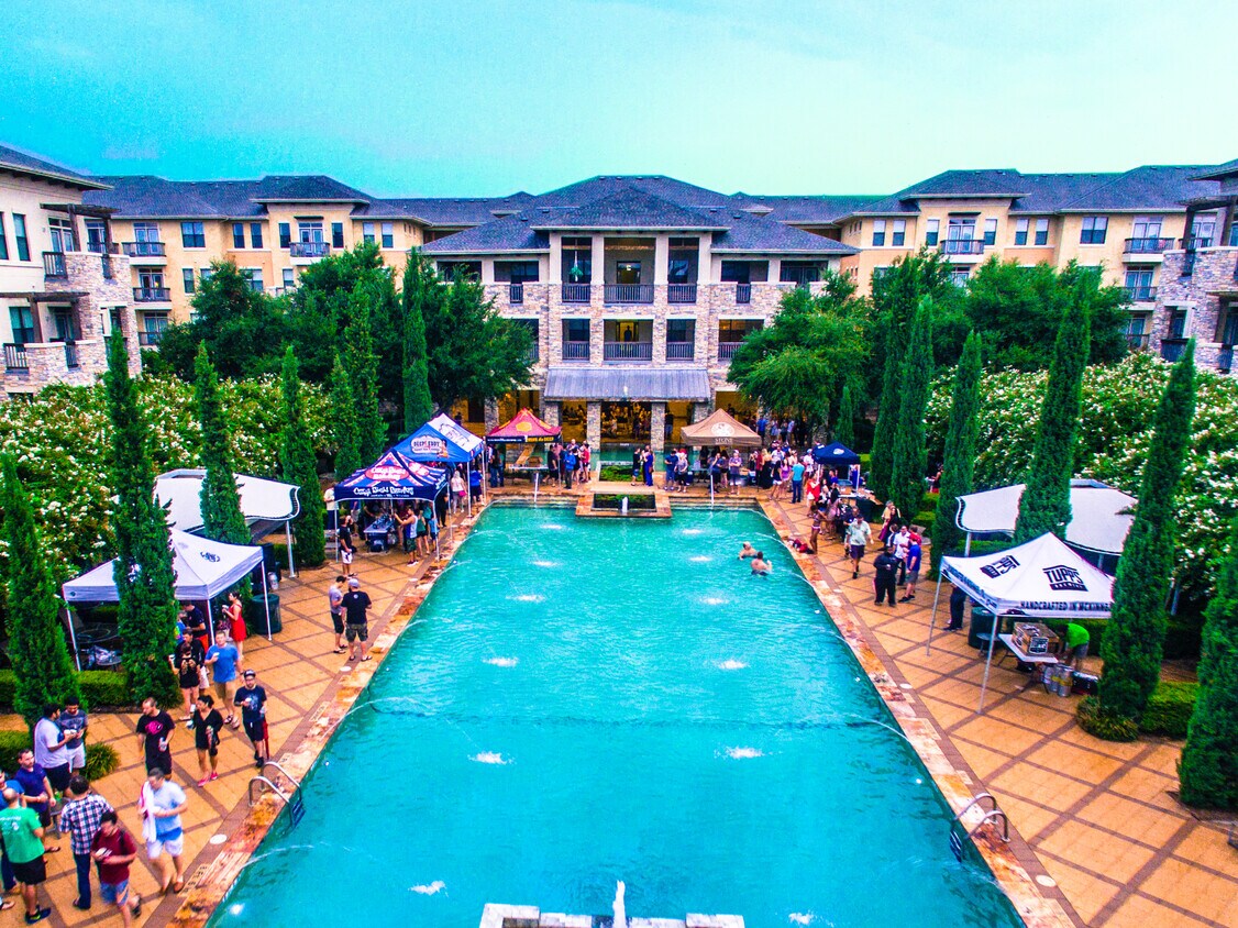 Thousand Oaks at Austin Ranch Apartments The Colony, TX