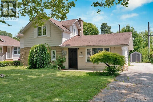 Photo du bâtiment - 51 Balaclava St S