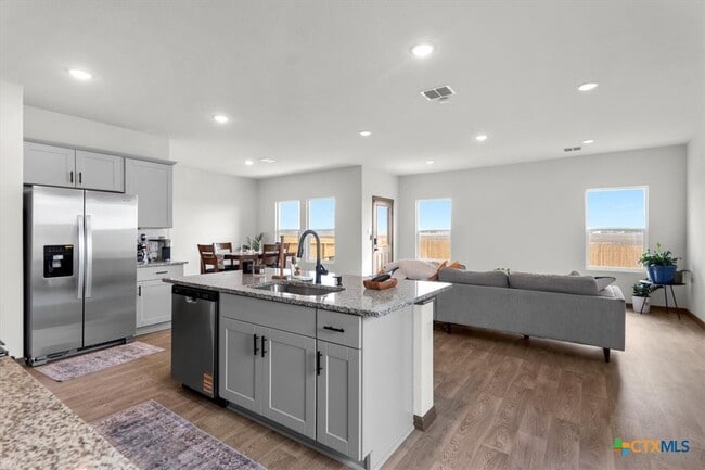 Building Photo - 410 Kayden Pt