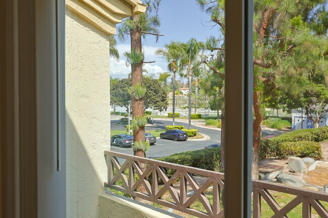 Foto del edificio - 707 Brookstone Rd