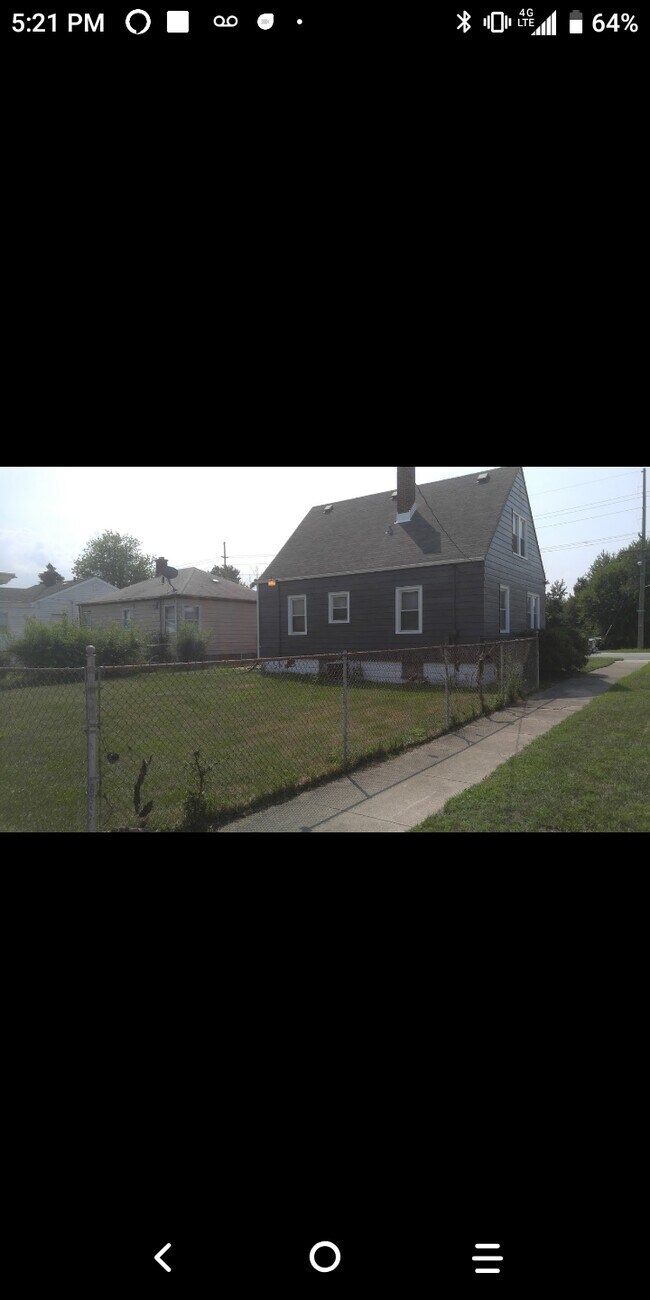 Foto del edificio - 1701 Chase St