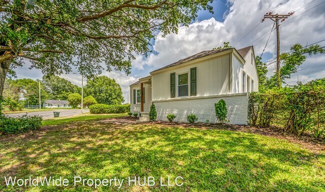 Building Photo - 2 br, 1 bath House - 405 W. Brook
