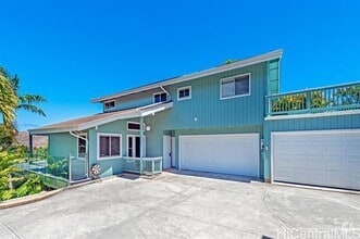 Building Photo - 1398 Nanialii St